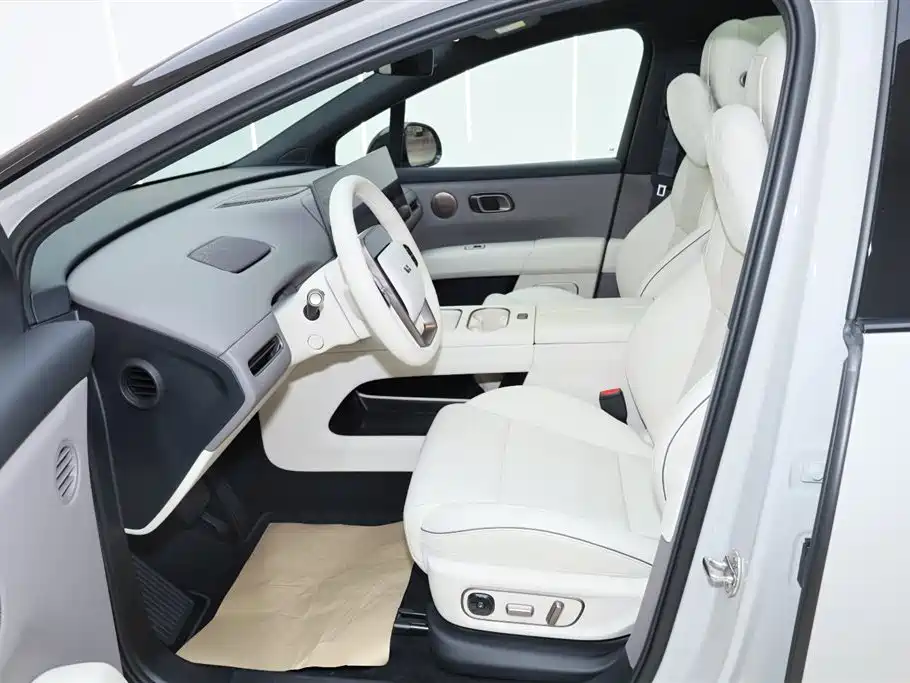 Li Auto Li Auto L6 2WD Standard Edition 2025 Model 2025 - thumbnail 20