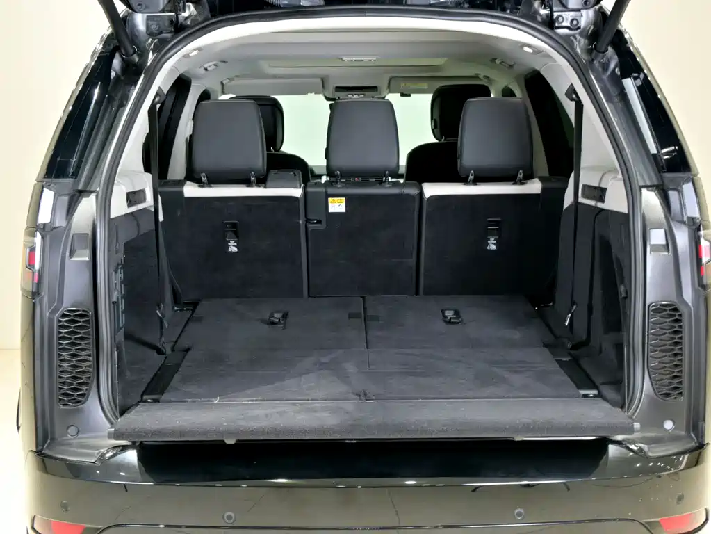 Land Rover Discovery 2024 360PS Dynamic SE 2023 - thumbnail 27