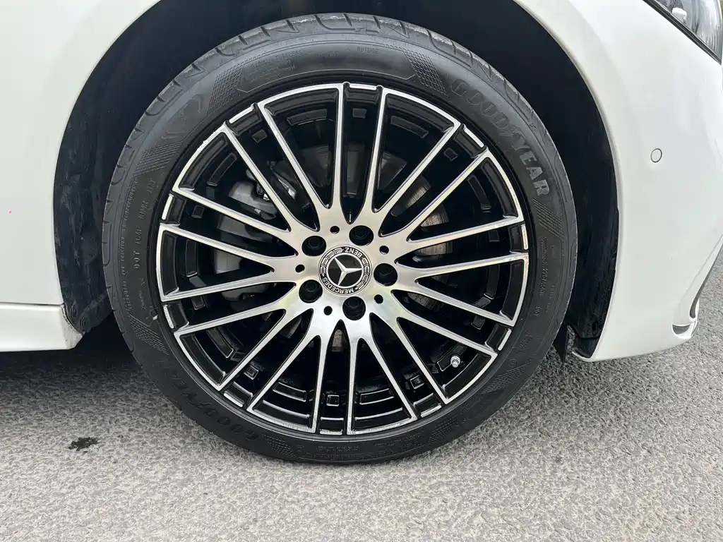 Mercedes-Benz Mercedes-Benz C-Class 2023 C 260 L Sport Edition 2023 - thumbnail 4