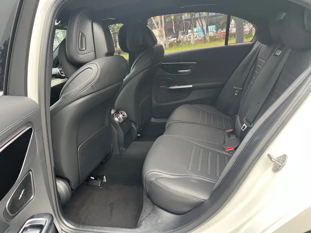 Mercedes-Benz Mercedes-Benz C-Class 2023 C 260 L Sport Edition 2023 - thumbnail 6