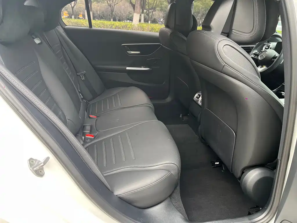 Mercedes-Benz Mercedes-Benz C-Class 2023 C 260 L Sport Edition 2023 - thumbnail 12