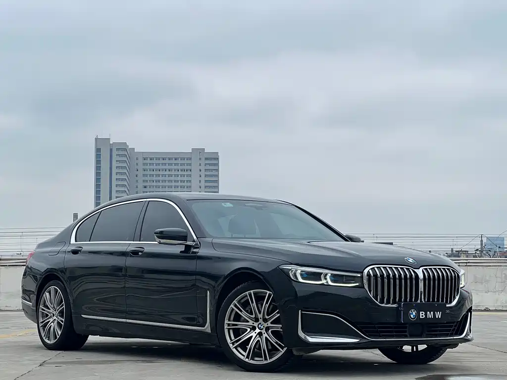 BMW BMW 7 Series 2022 740Li xDrive Executive Luxury Package 2022 - thumbnail 3
