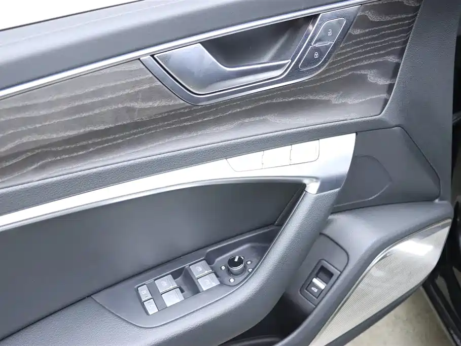 Audi Audi A6L 2025 Model Year Facelift 45 TFSI quattro Premium Dynamic Edition 2025 - thumbnail 12