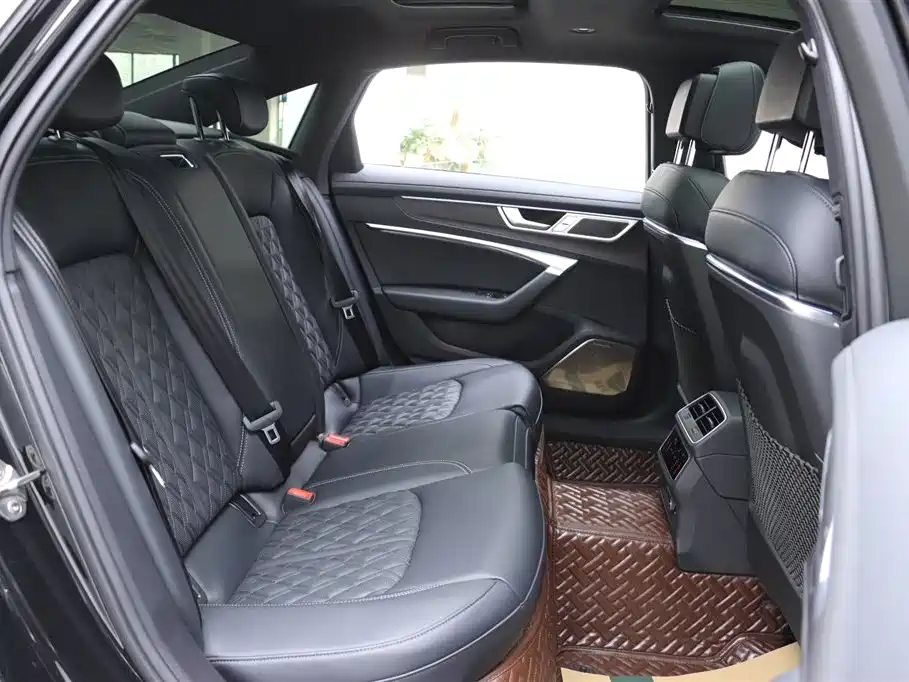 Audi Audi A6L 2025 Model Year Facelift 45 TFSI quattro Premium Dynamic Edition 2025 - thumbnail 17