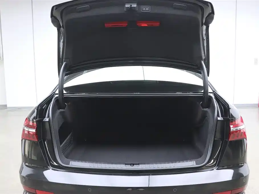 Audi Audi A6L 2025 Model Year Facelift 45 TFSI quattro Premium Dynamic Edition 2025 - thumbnail 29