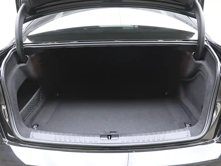 Audi Audi A6L 2025 Model Year Facelift 45 TFSI quattro Premium Dynamic Edition 2025 - thumbnail 30