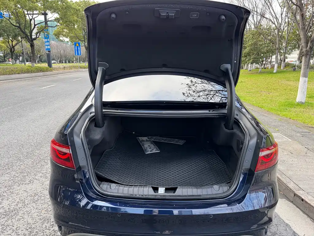 Jaguar Jaguar XFL 2022 XFL 2.0T P250 RWD Luxury Edition 2021 - thumbnail 9
