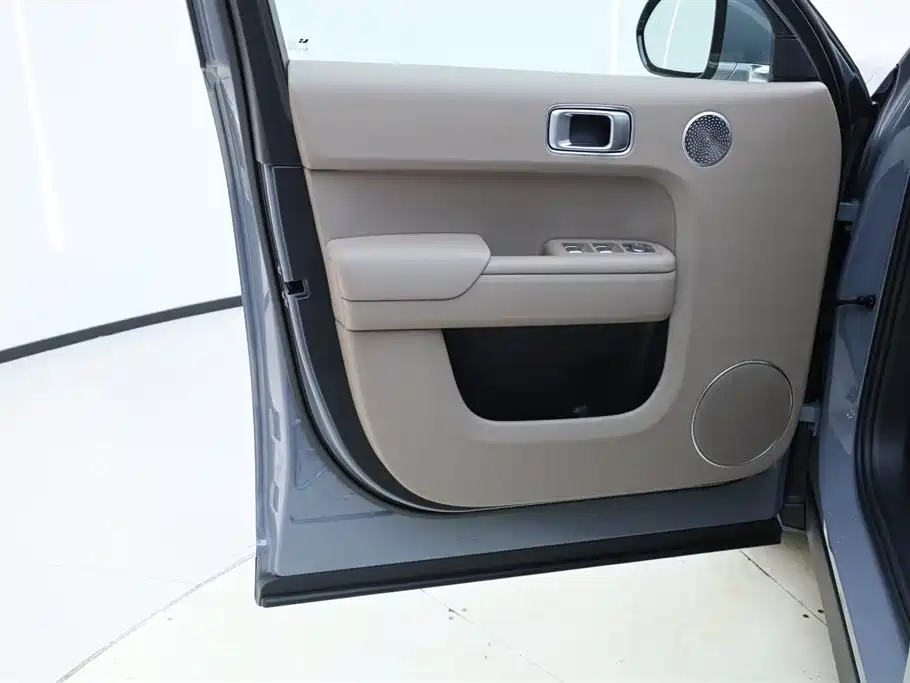 Li Auto Li L8 2025 Ultra Intelligent Upgrade Edition 2025 - thumbnail 16