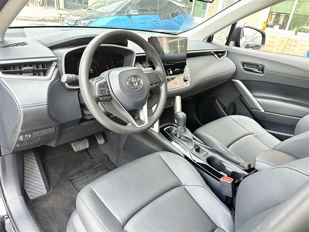 Toyota Toyota Corolla Cross 2024 2.0L CVT Elite Plus Edition 2025 - thumbnail 11