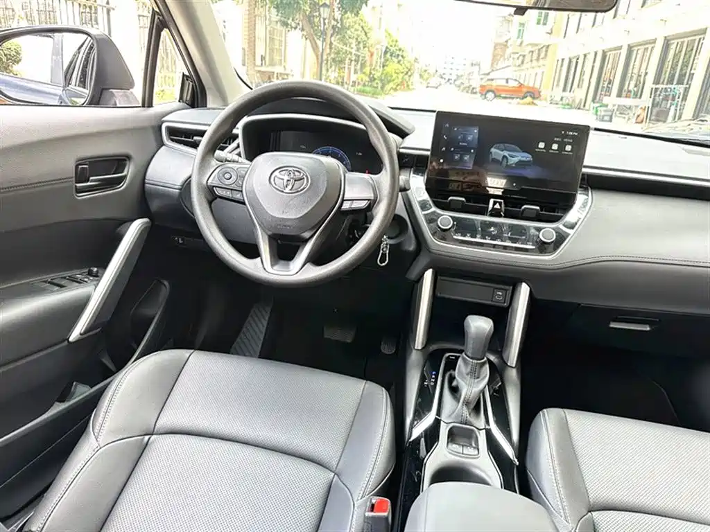 Toyota Toyota Corolla Cross 2024 2.0L CVT Elite Plus Edition 2025 - thumbnail 12