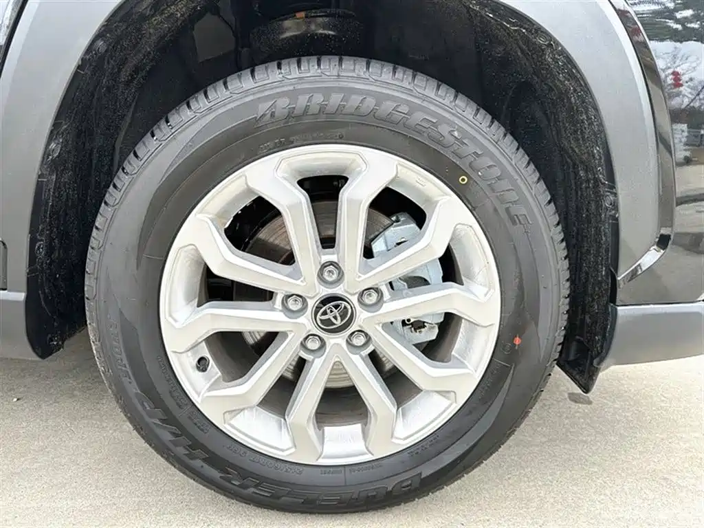 Toyota Toyota Corolla Cross 2024 2.0L CVT Elite Plus Edition 2025 - thumbnail 17