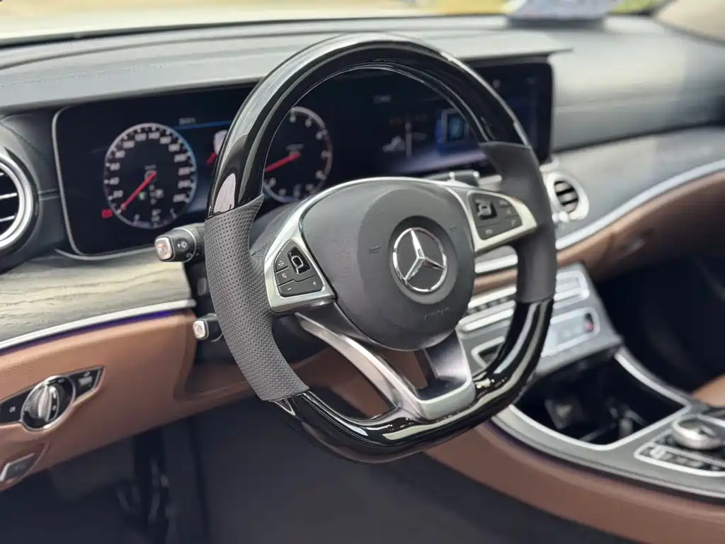 Mercedes-Benz Mercedes-Benz E-Class 2017 E 300 L Sport Fashion Edition 2018 - thumbnail 11
