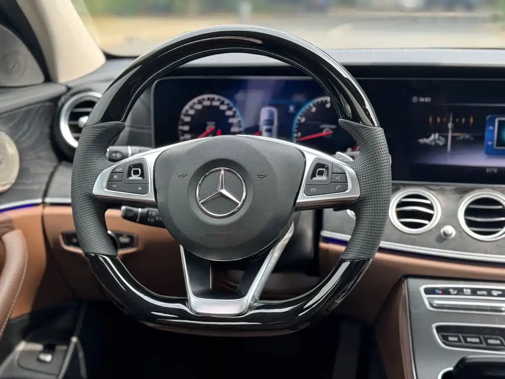 Mercedes-Benz Mercedes-Benz E-Class 2017 E 300 L Sport Fashion Edition 2018 - thumbnail 15
