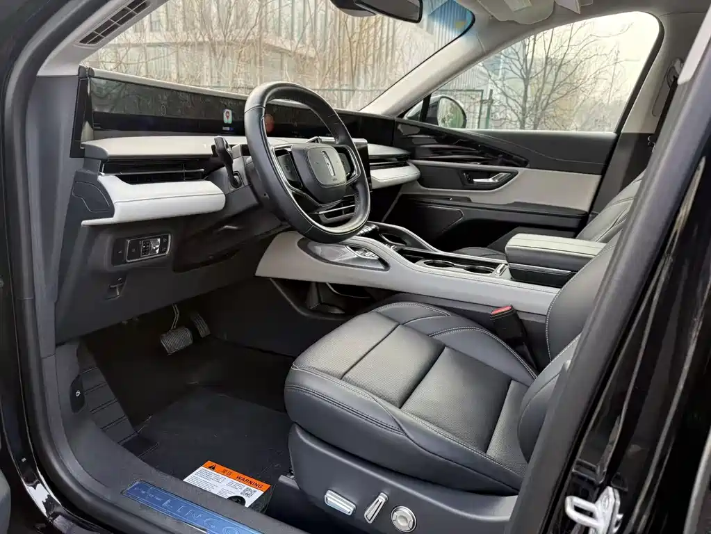 Lincoln Nautilus 2023 2.0T AWD Reserve Hybrid 2024 - thumbnail 4