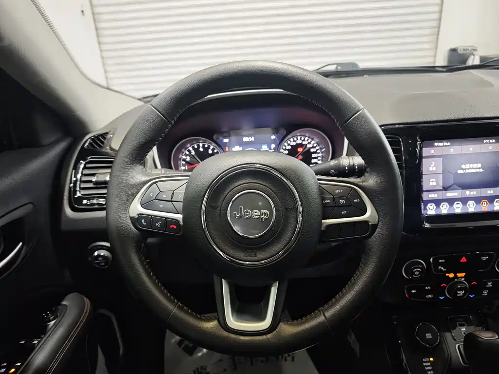 Jeep Jeep Cherokee 2019 220T Automatic Home Enjoy 4WD Version 2019 - thumbnail 6