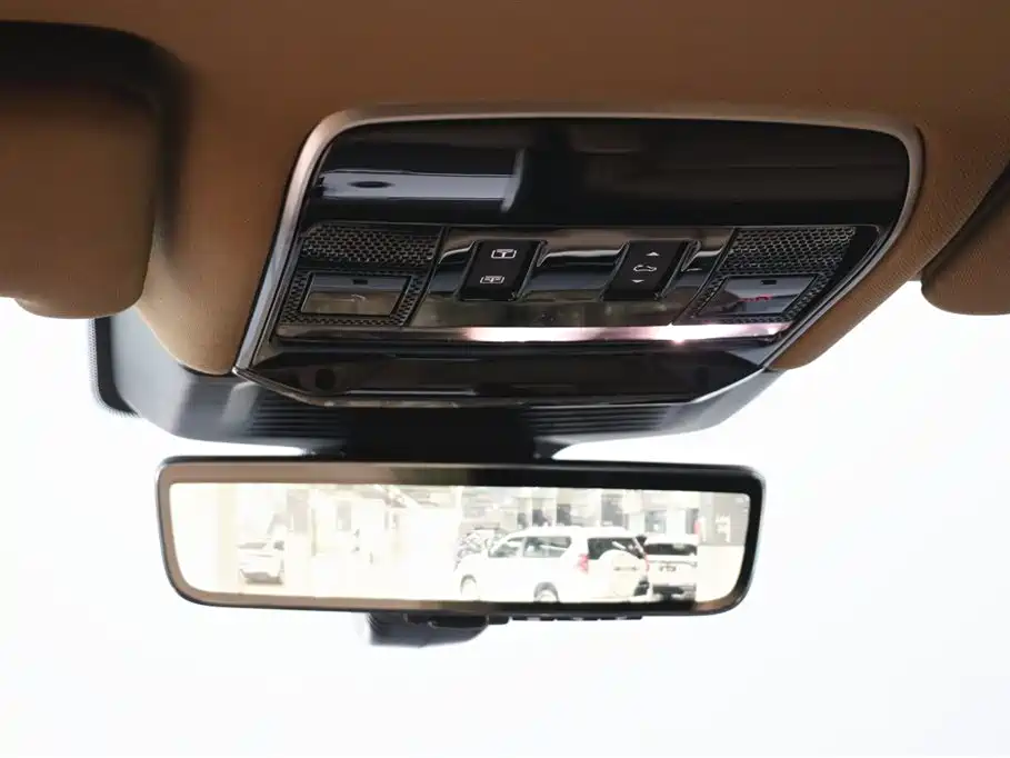 Land Rover Range Rover 2025 3.0 L6 400PS Autobiography Long Wheelbase 2025 - thumbnail 17