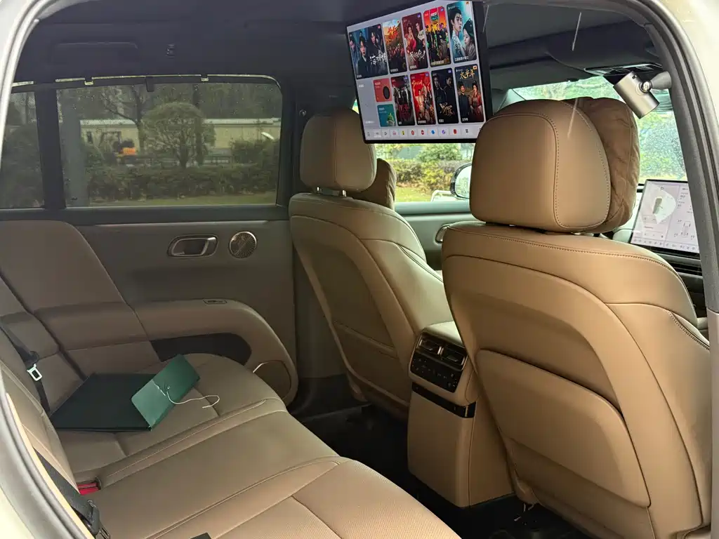 Li Auto Li Auto i6 2025 Standard Range Dual Motor Version 2025 - thumbnail 5