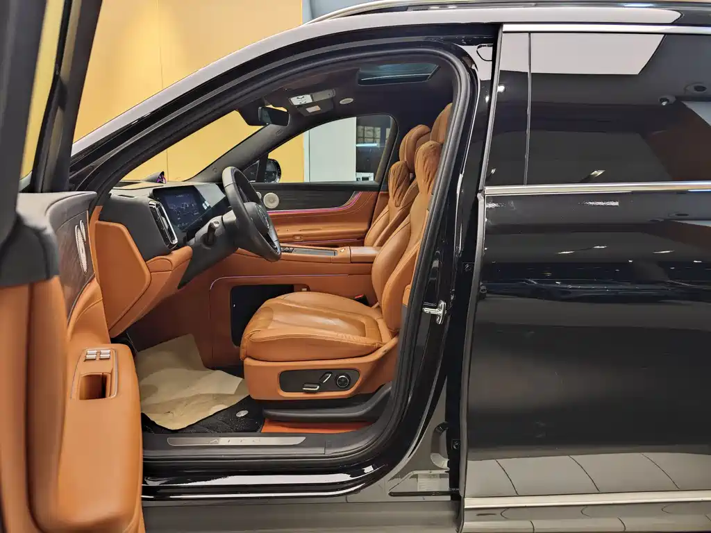 AITO M9 Aito M9 2024 Extended Range Ultra 42kWh 6-seater 2024 - thumbnail 13