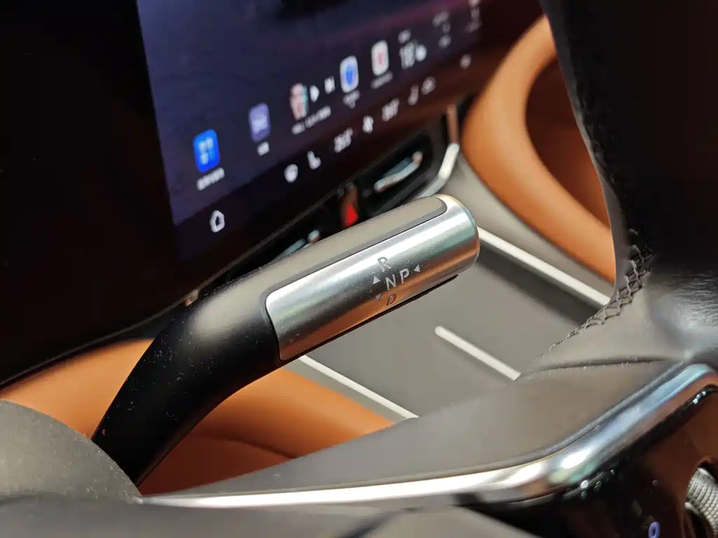 AITO M9 Aito M9 2024 Extended Range Ultra 42kWh 6-seater 2024 - thumbnail 16