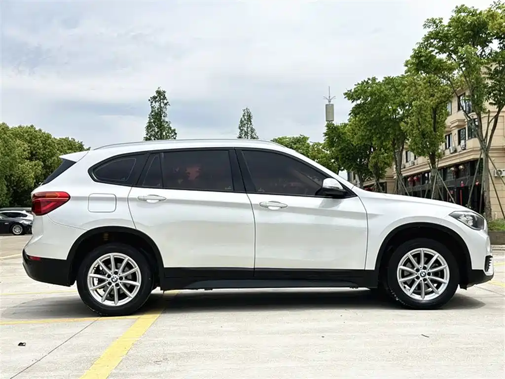 BMW BMW X1 2019 sDrive18Li Fashion Edition 2019 - thumbnail 7