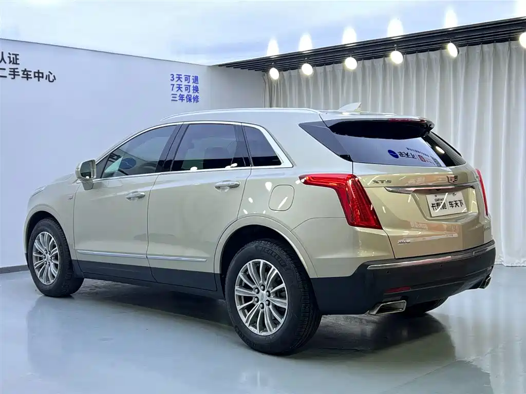 Cadillac Cadillac XT5 2016 28T AWD Luxury 2016 - thumbnail 5