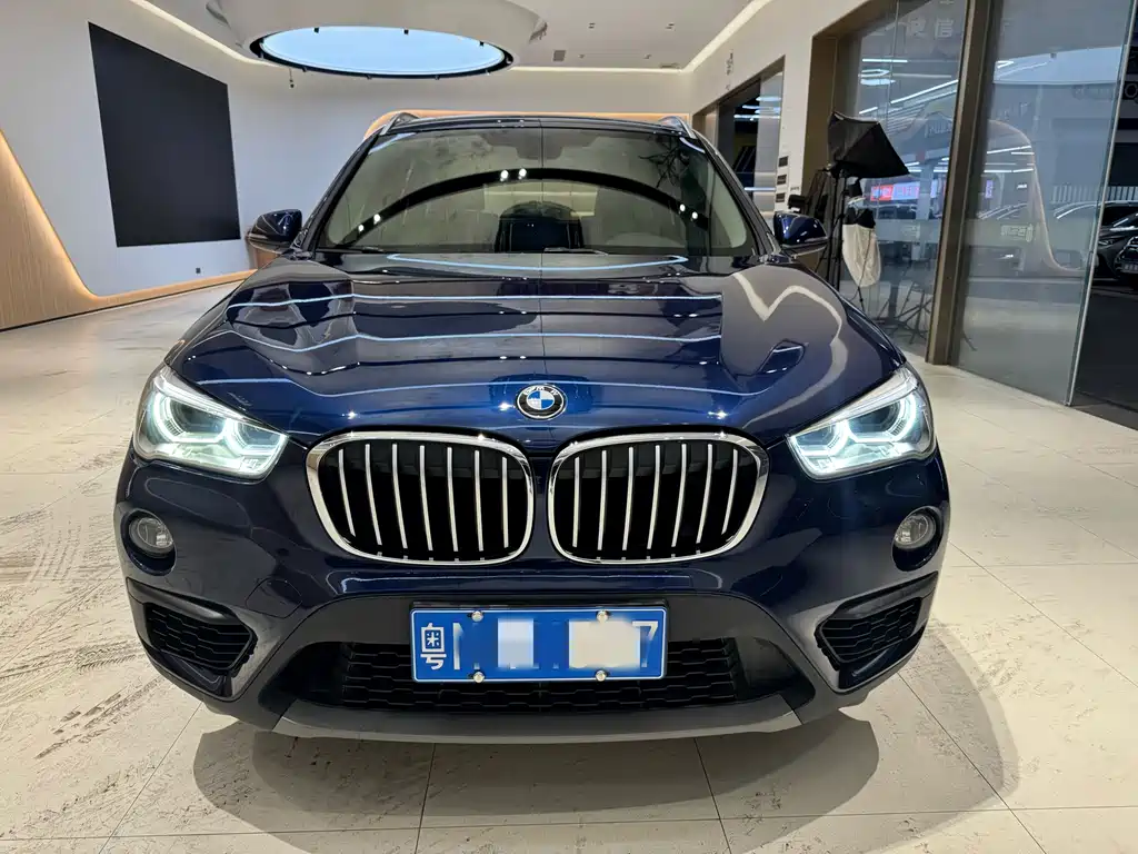 BMW BMW X1 2019 sDrive20Li Leading Edition 2019 - thumbnail 2