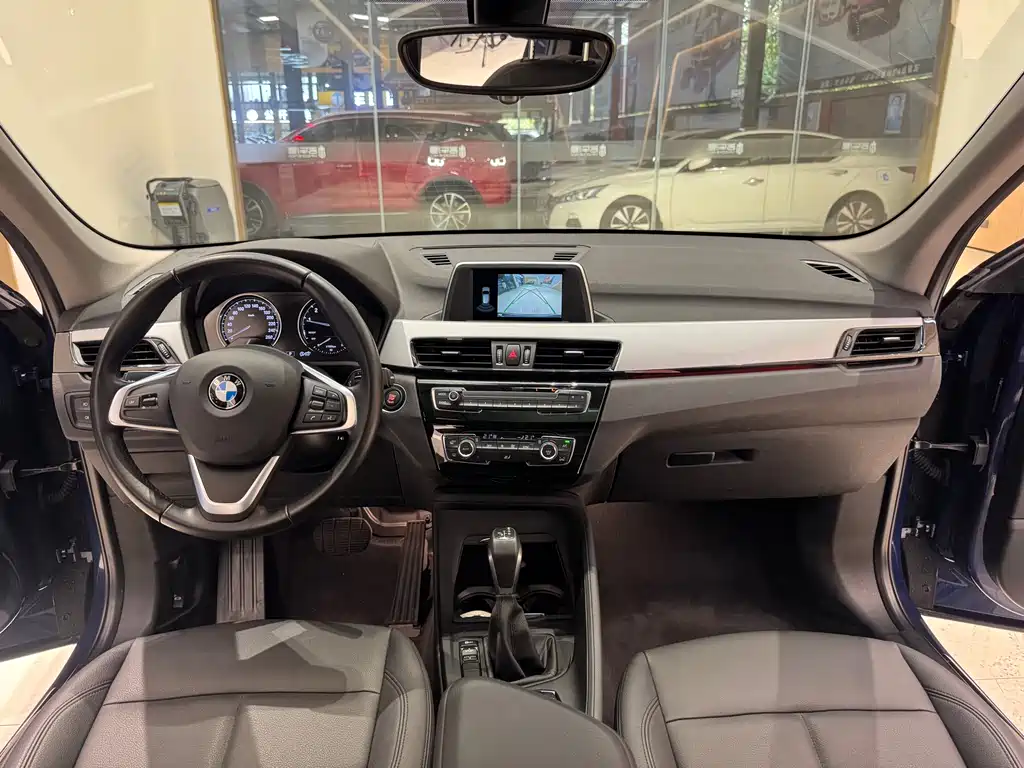 BMW BMW X1 2019 sDrive20Li Leading Edition 2019 - thumbnail 8