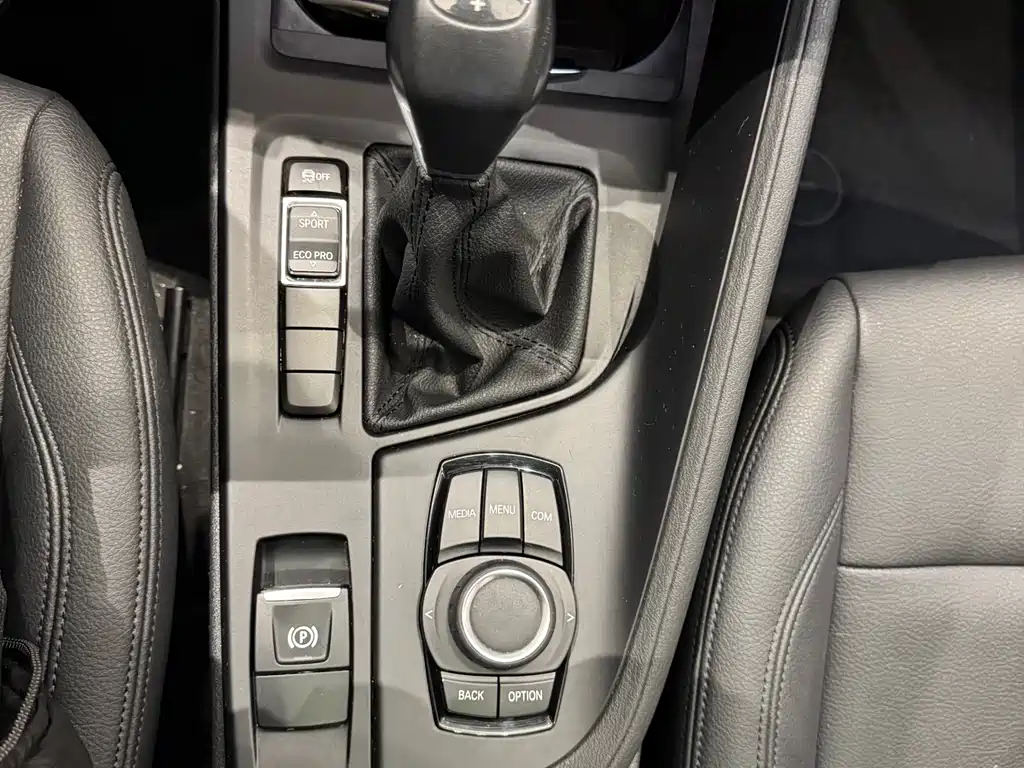 BMW BMW X1 2019 sDrive20Li Leading Edition 2019 - thumbnail 11