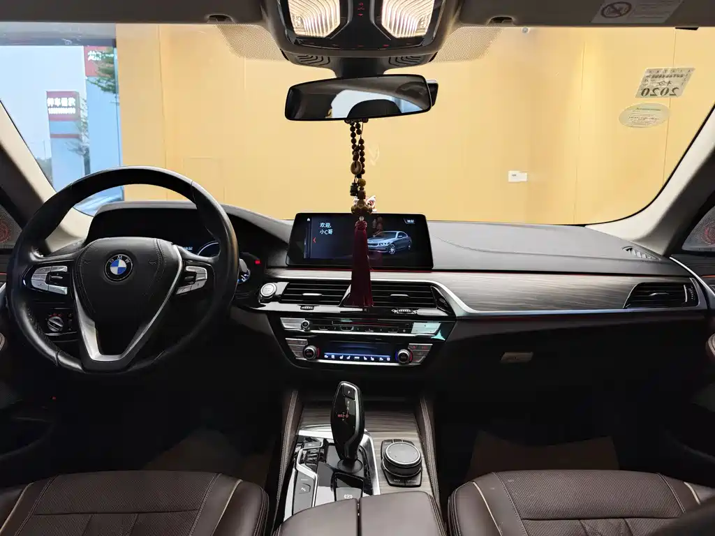 BMW BMW 5 Series Hybrid 2018 530Le Luxury Package 2018 - thumbnail 21