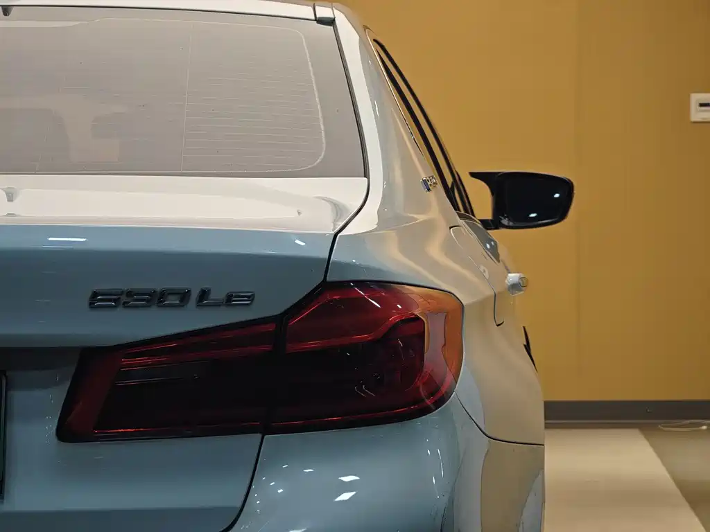 BMW BMW 5 Series Hybrid 2018 530Le Luxury Package 2018 - thumbnail 29