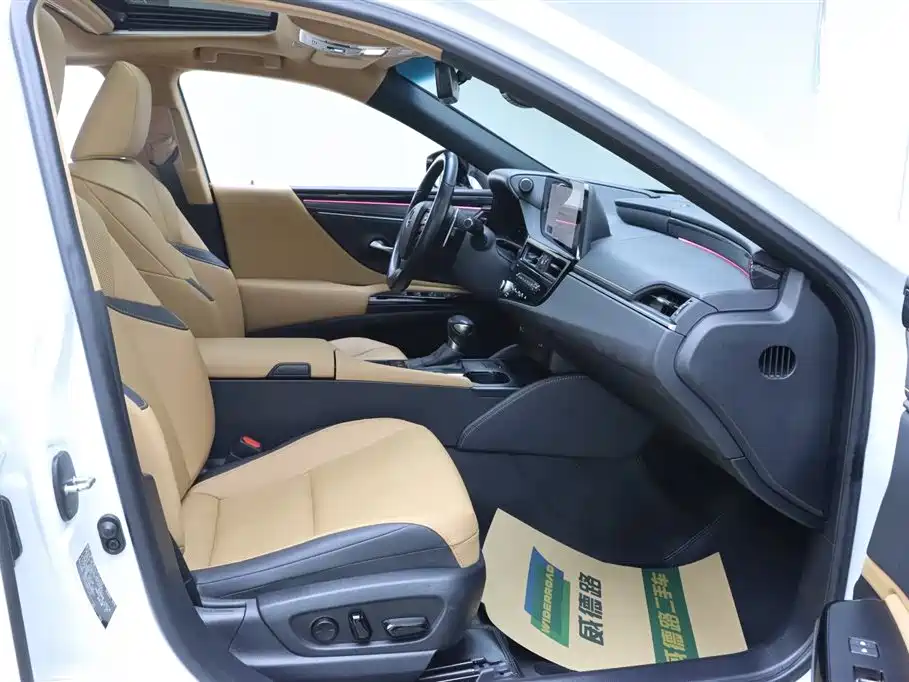 Lexus Lexus ES 2022 200 Excellent Edition 2023 - thumbnail 18