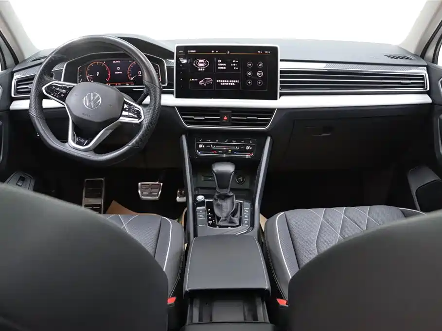 Volkswagen Tiguan L 2022 330TSI Automatic 2WD R-Line Premium Edition 2022 - thumbnail 24