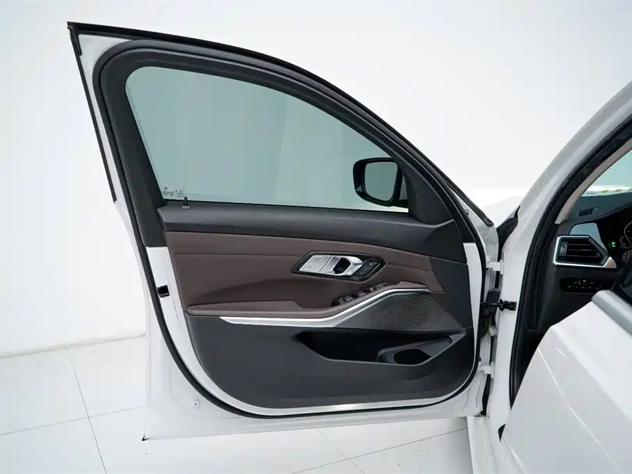 BMW BMW 3 Series 2021 320Li M Sport Package 2021 - thumbnail 17