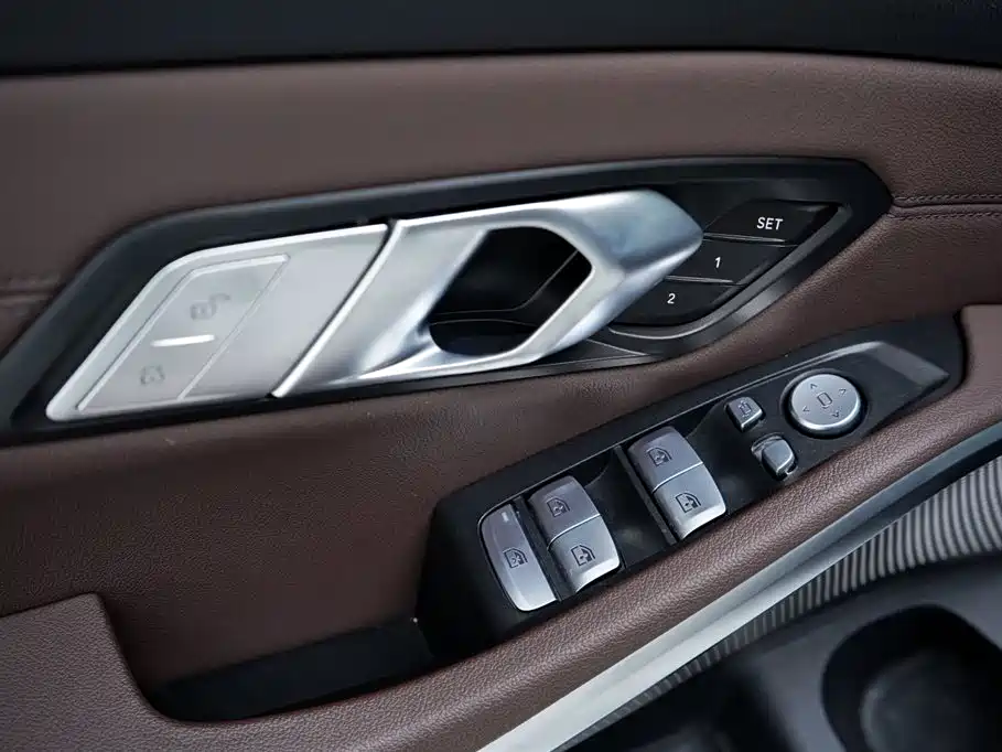 BMW BMW 3 Series 2021 320Li M Sport Package 2021 - thumbnail 18