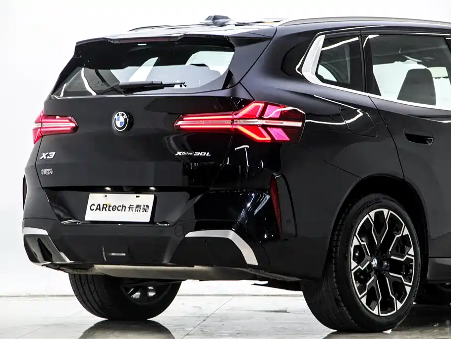 BMW BMW X3 2025 xDrive30L Premium M Sport Black Night Package 2025 - thumbnail 9