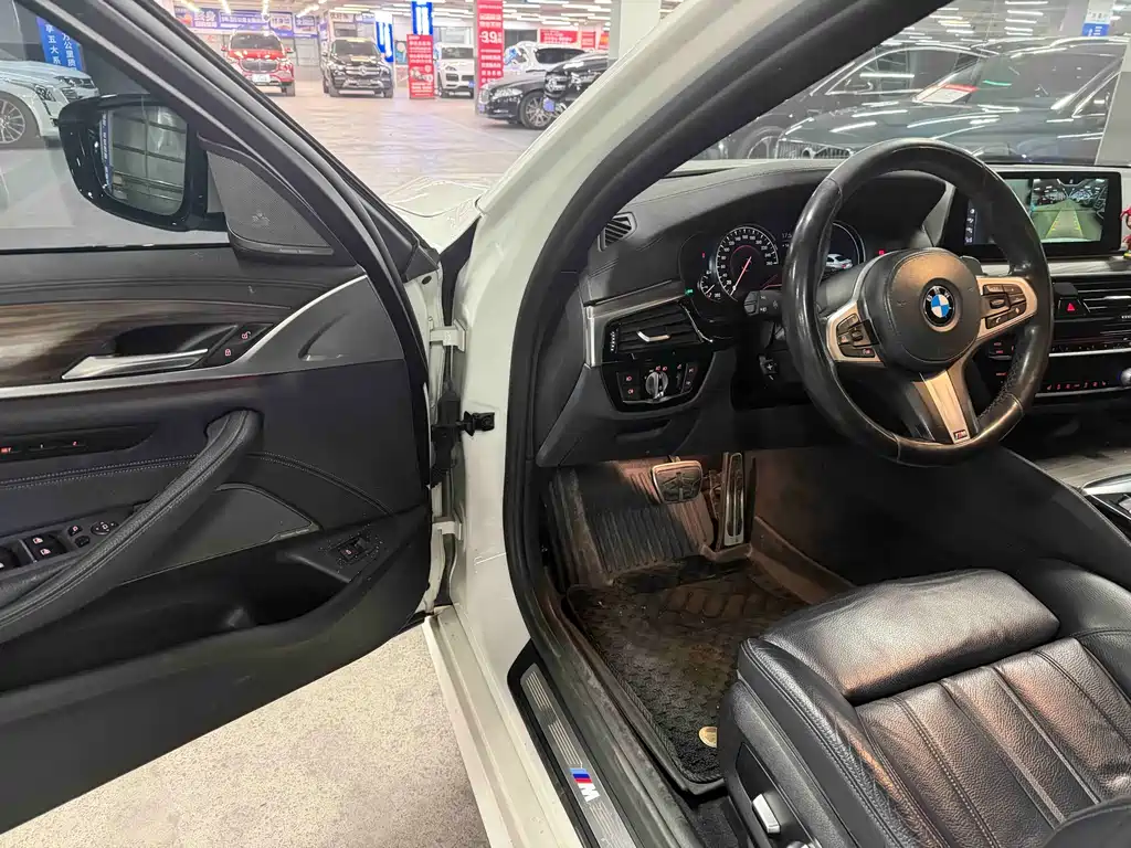 BMW BMW 5 Series Import 2018 530i M Sport Package 2018 - thumbnail 12