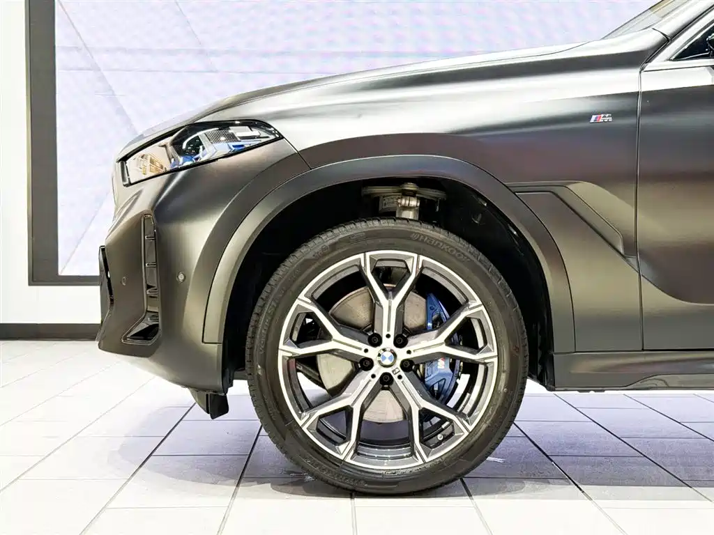 BMW BMW X6 xDrive40i M Sport Package 2023 2025 - thumbnail 4