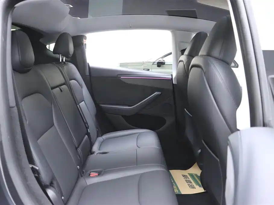 Tesla Model Y Long Range All-Wheel Drive 2025 2025 - thumbnail 15