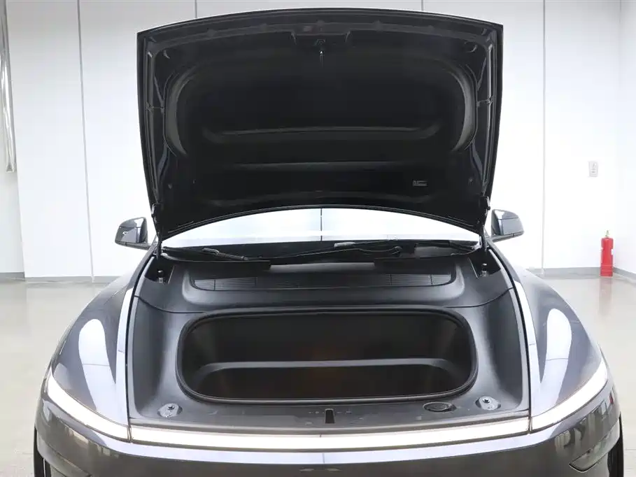 Tesla Model Y Long Range All-Wheel Drive 2025 2025 - thumbnail 28