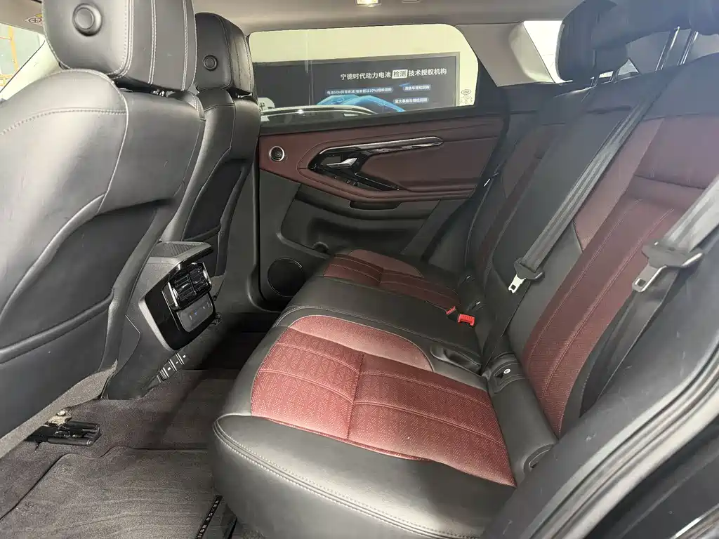 Land Rover Range Rover Evoque 2021 L 249PS R-Dynamic First Edition 2022 - thumbnail 5