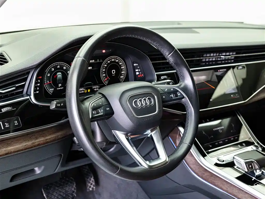 Audi Audi Q7 2021 45 TFSI quattro S line Sport Package 2021 - thumbnail 19