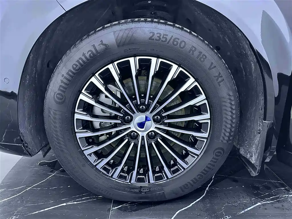 Denza Tang D9 2022 DM-i 970 AWD Flagship Model 2023 - thumbnail 20