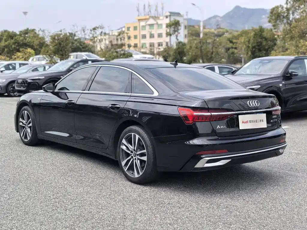 Audi Audi A6L 2024 40 TFSI Luxury Dynamic Model 2024 - thumbnail 3