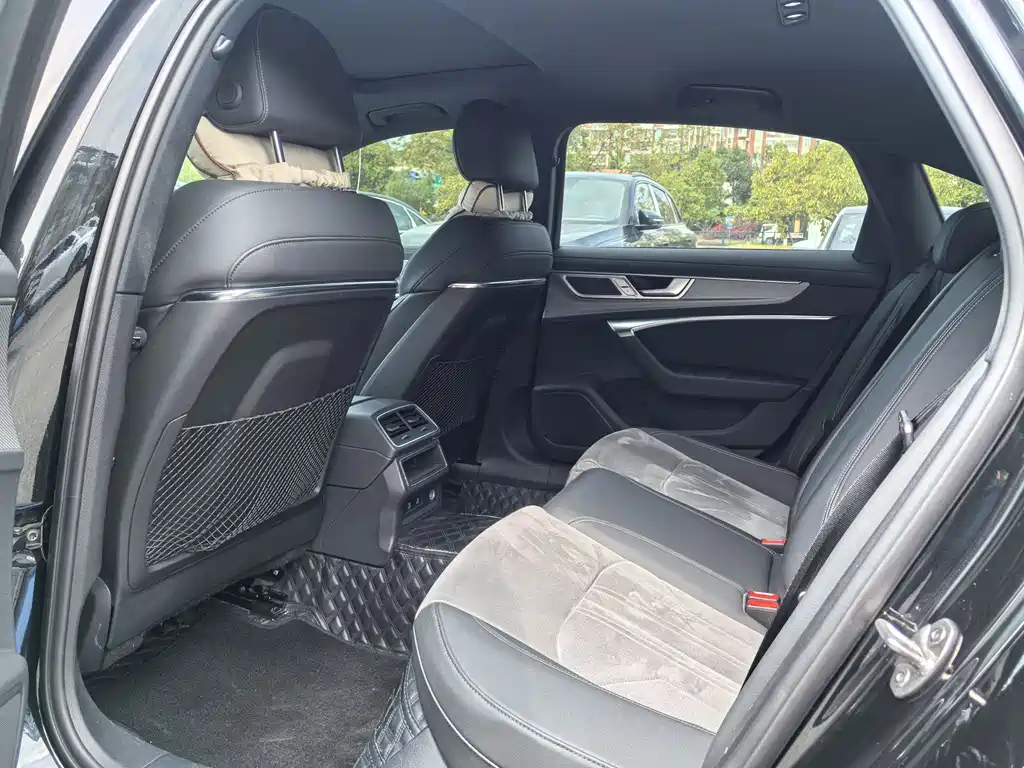 Audi Audi A6L 2024 40 TFSI Luxury Dynamic Model 2024 - thumbnail 7