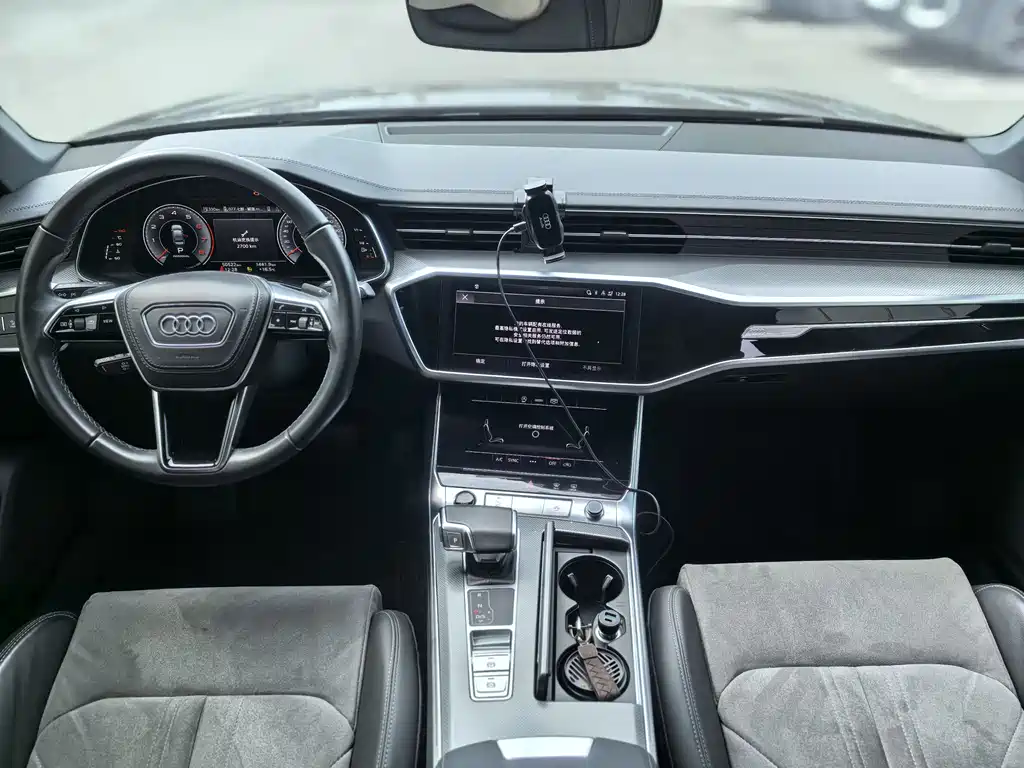 Audi Audi A6L 2024 40 TFSI Luxury Dynamic Model 2024 - thumbnail 8