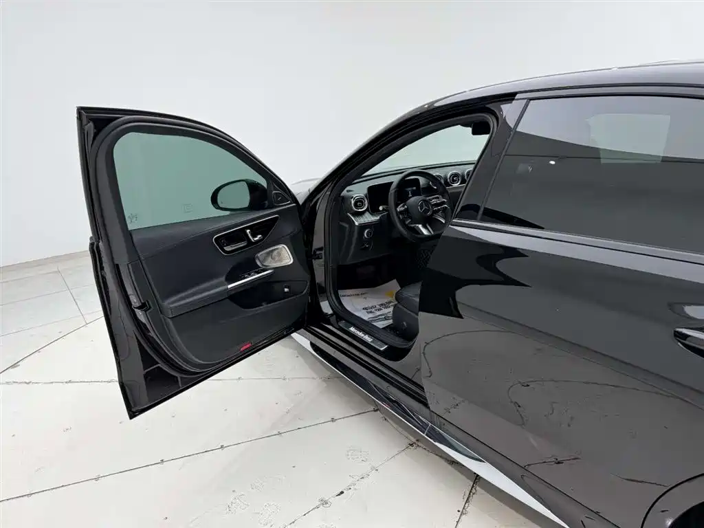 Mercedes-Benz Mercedes-Benz C-Class 2022 Facelift C 260 L Night Sport Edition 2022 - thumbnail 13