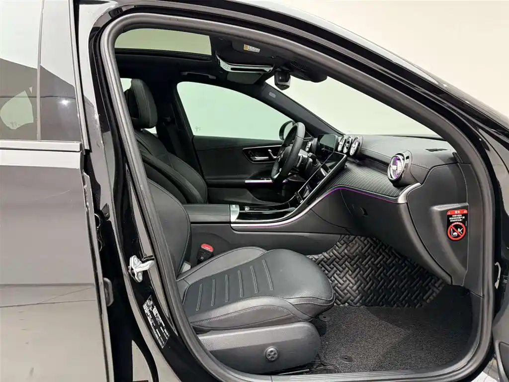 Mercedes-Benz Mercedes-Benz C-Class 2022 Facelift C 260 L Night Sport Edition 2022 - thumbnail 19