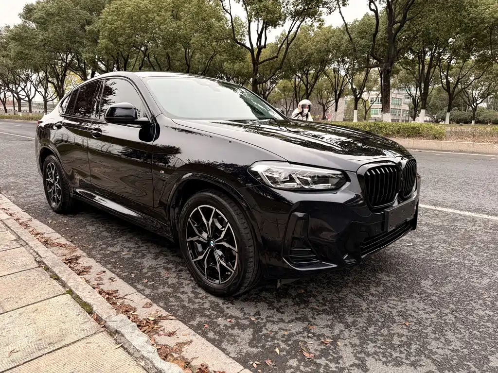 BMW BMW X4 2022 xDrive 25i M Sport Package 2023 - thumbnail 3