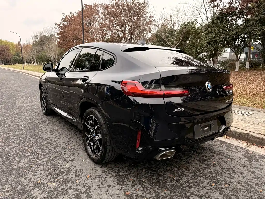 BMW BMW X4 2022 xDrive 25i M Sport Package 2023 - thumbnail 7