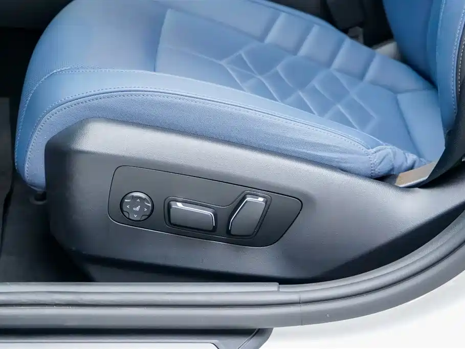 BMW BMW i5 2024 eDrive 35L Premium M Sport Package 2024 - thumbnail 22
